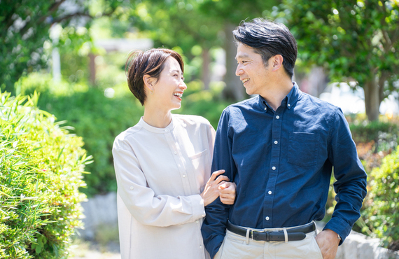 50代から始まる、心からの結びつき。| 結婚相談所 | アイマリ倶楽部