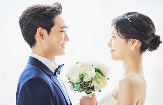 末広町で理想の結婚相手に出会うなら「東京アイマリ倶楽部」 | 結婚相談所